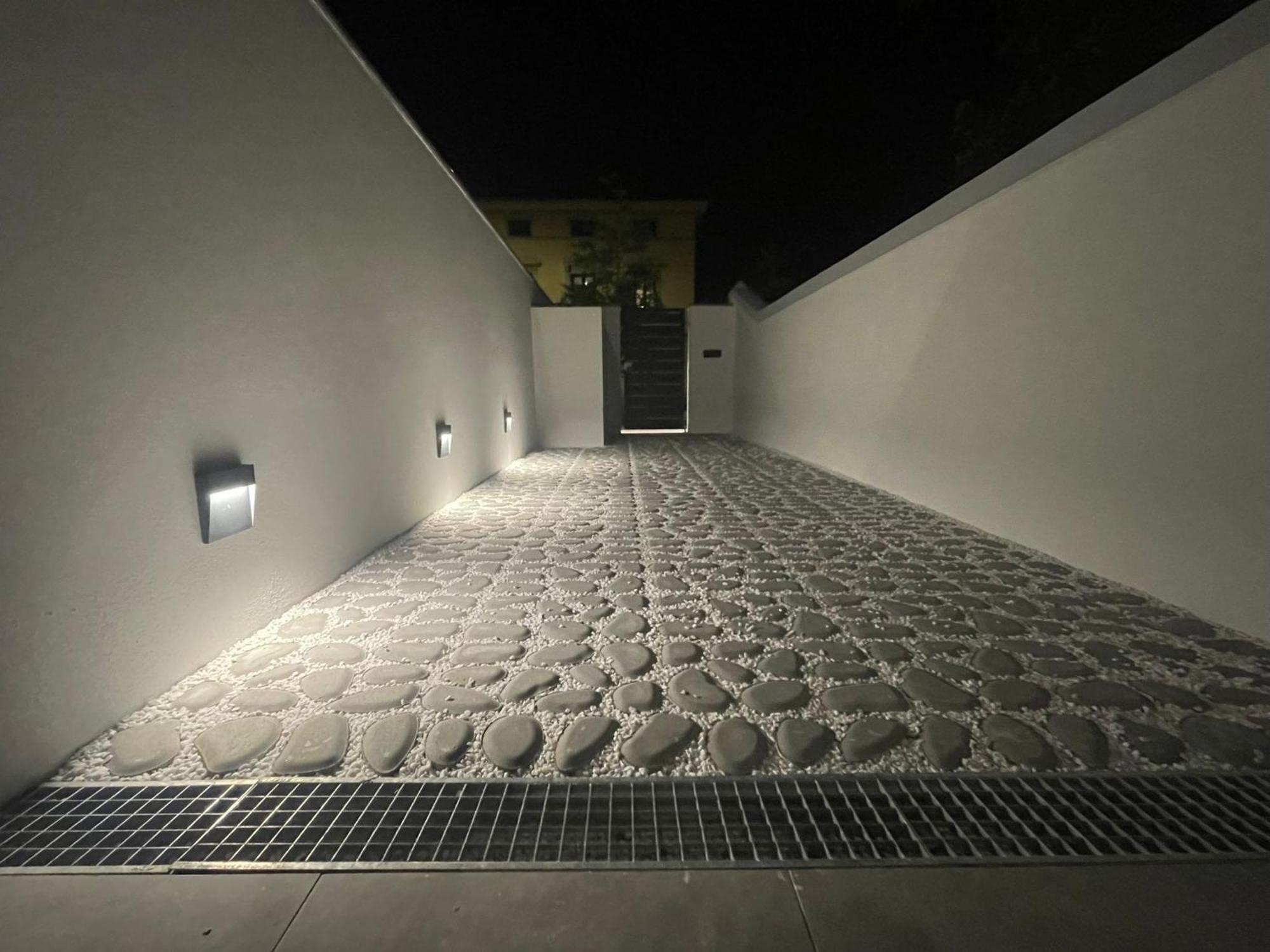 Elisa Apartments B - In Front Of The Walls Of Lucca Eksteriør bilde