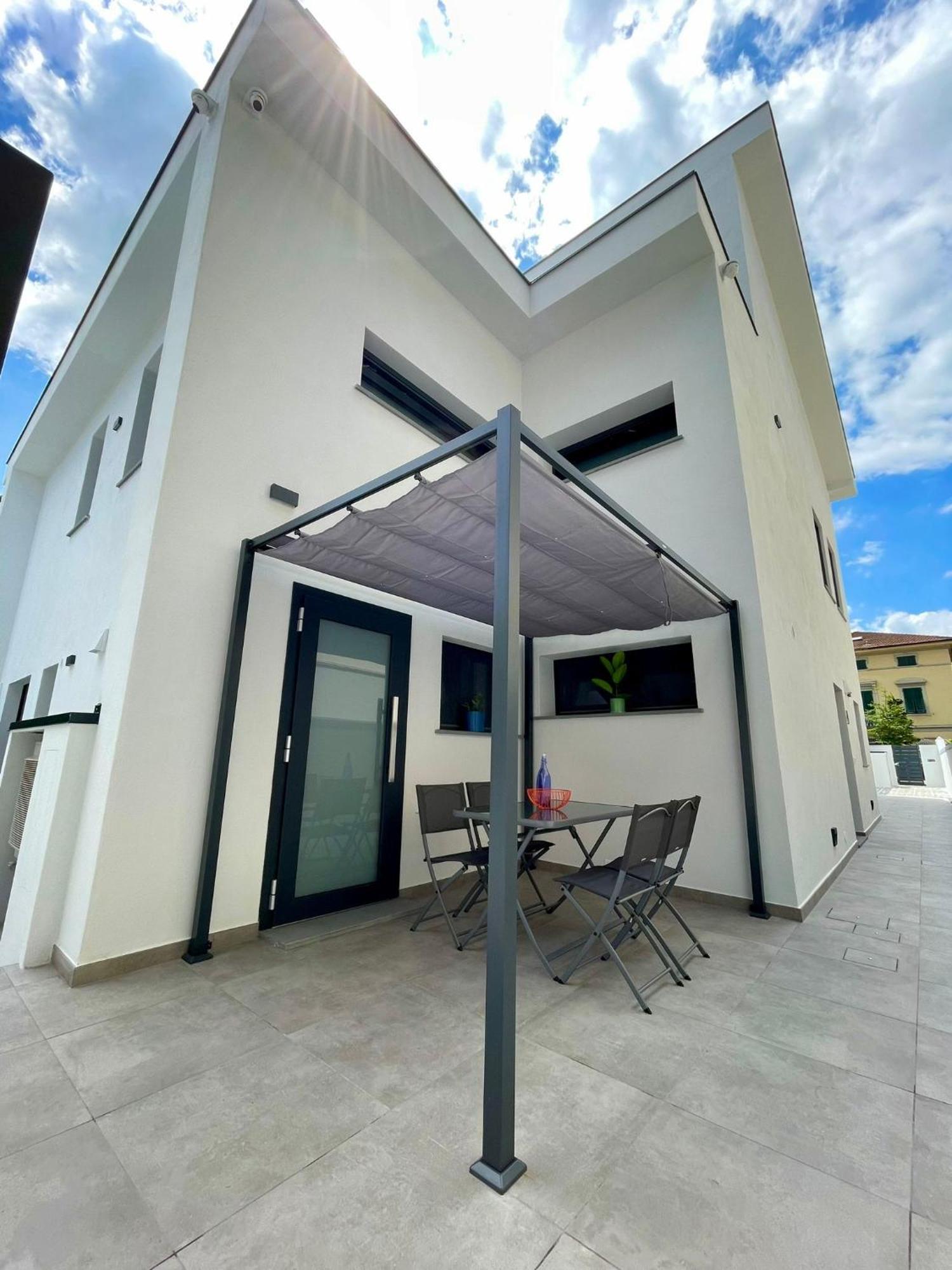 Elisa Apartments B - In Front Of The Walls Of Lucca Eksteriør bilde